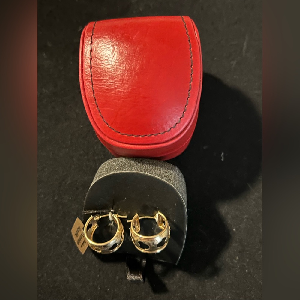 Disney Mickey Mouse Gold Earrings New - Picture 2 of 5
